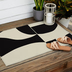 Minimalist 57 Outdoor Rug Gallery Image 2