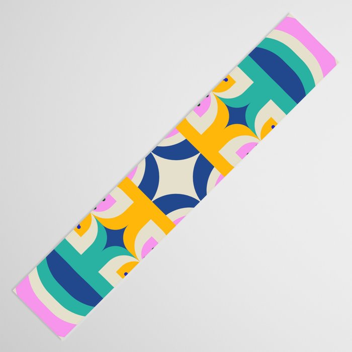 Flower Girls Table Runner Gallery Image 3