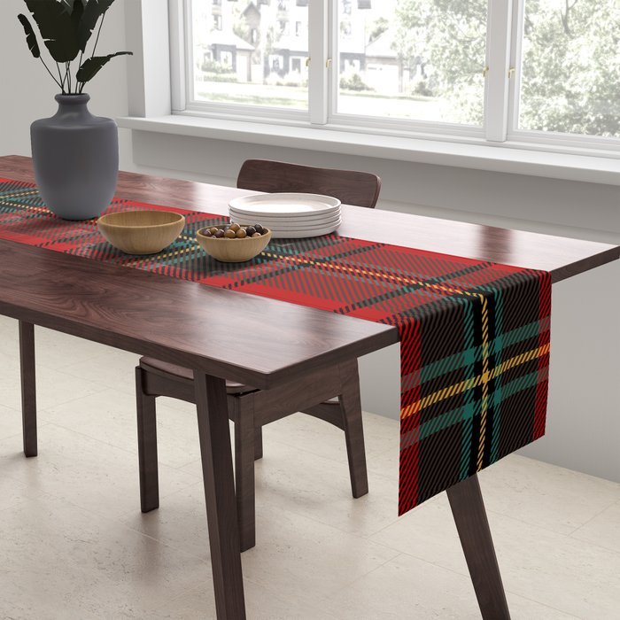 Christmas Plaid Tartan Pattern Table Runner Gallery Image 2