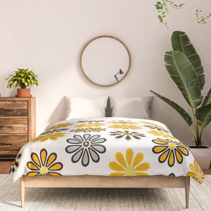 Retro Florals â Yellow & Black Comforter Gallery Image 3
