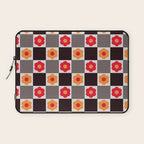 Dedekovski Retro Laptop Sleeve Gallery Image 1