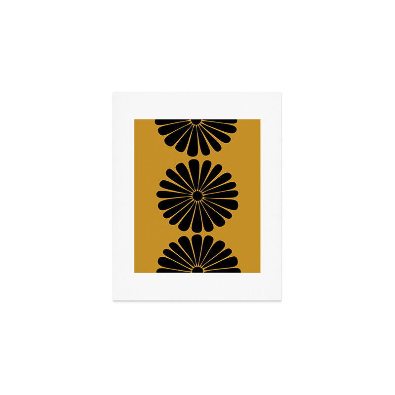 Retro Daisy Abstract VIII Golden Yellow Bold Floral Art Print Gallery Image 1