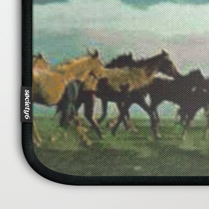 They too love horses (UFO) Laptop Sleeve Gallery Image 3