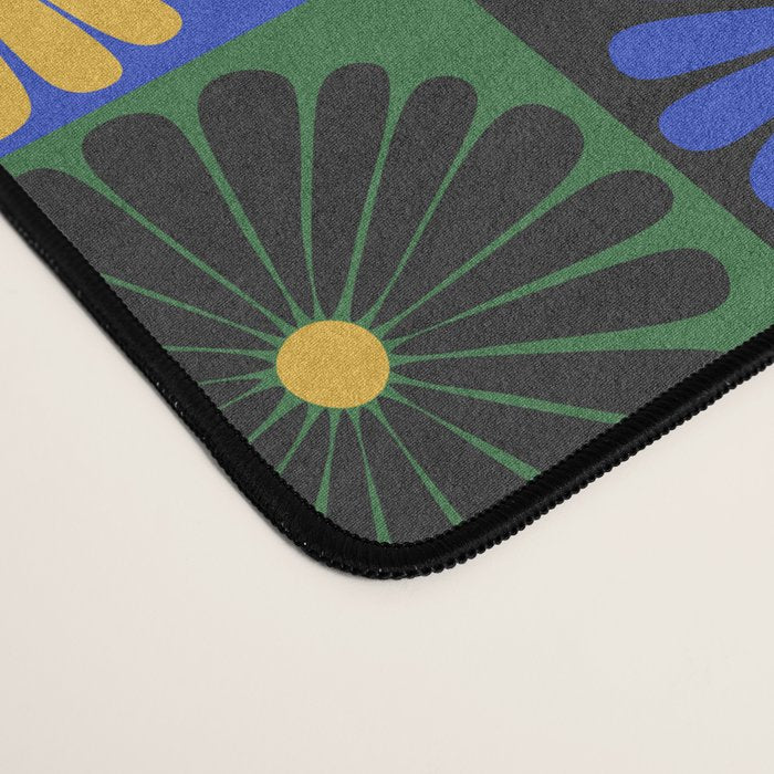Retro Flowers Check Pattern XV Desk Mat Gallery Image 4