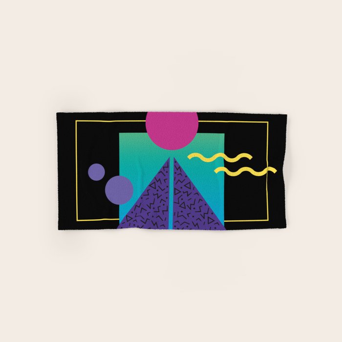Memphis Pattern 37 / 80s - 90s Retro Bath Towel Gallery Image 1