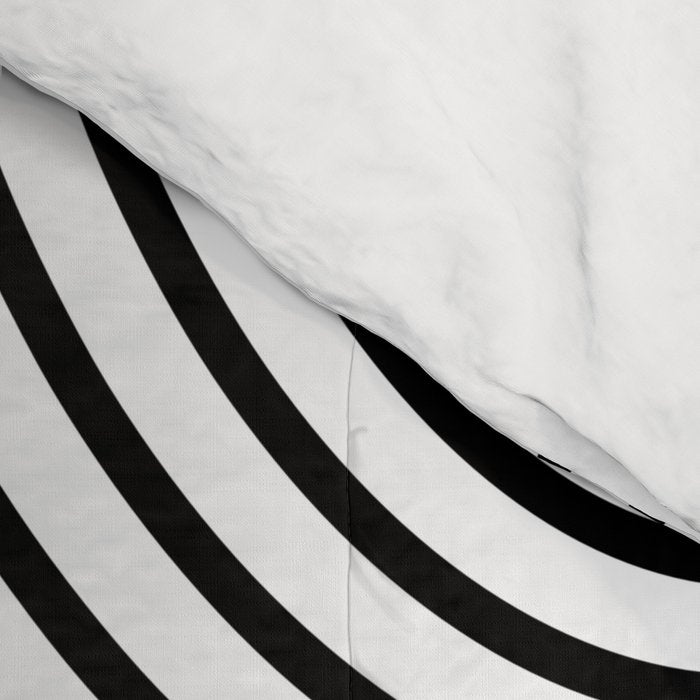 Modern Minimalist Line Art in Black and White Comforter Gallery Image 4