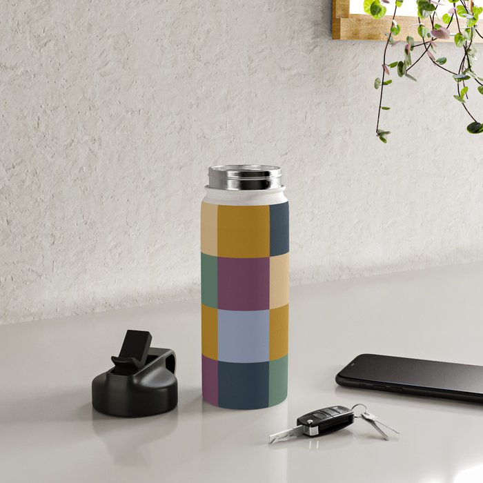Bold Retro Checks Pattern - Large XIV Water Bottle Gallery Image 4