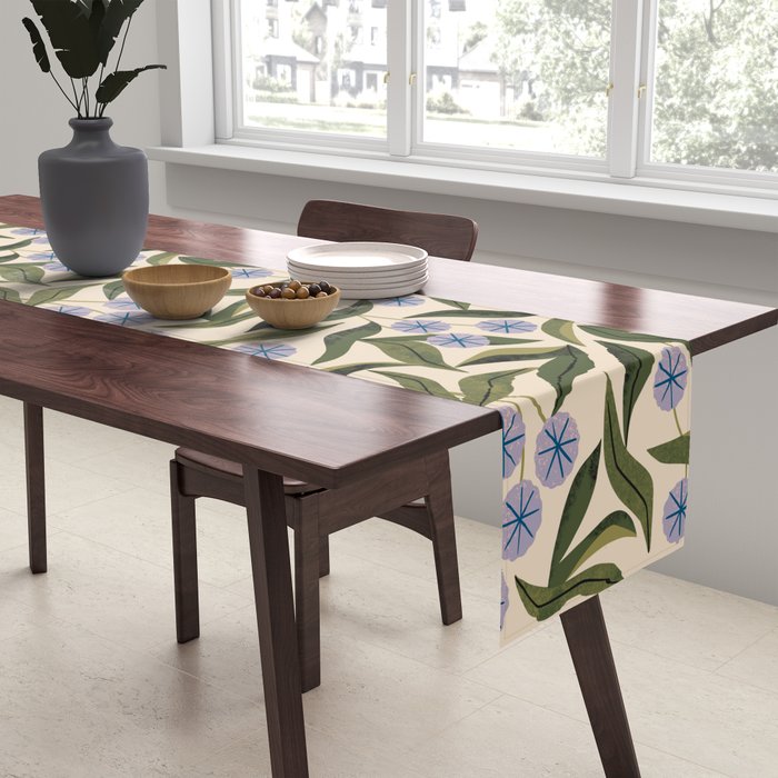 Periwinkle Plant Table Runner Gallery Image 2
