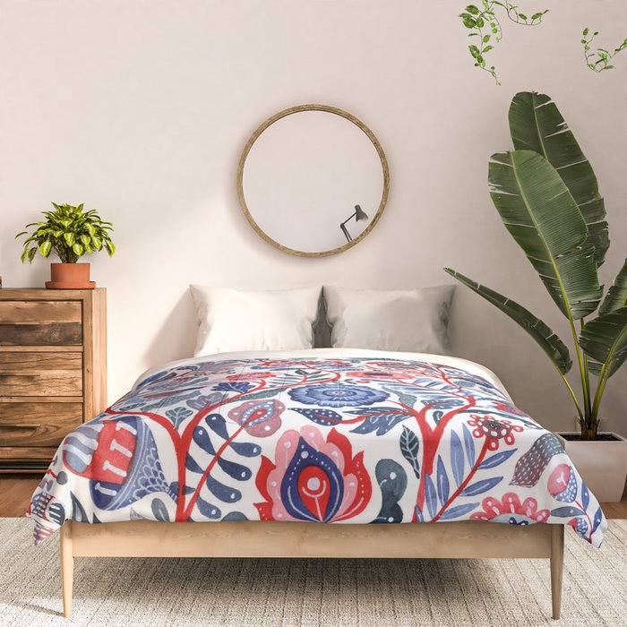 Botanical in red and blue Comforter Gallery Image 3