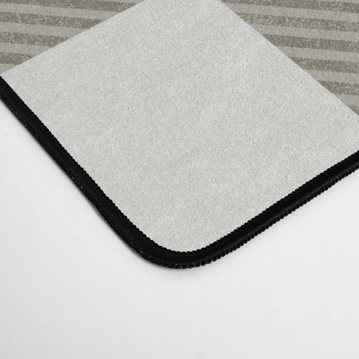 Gingham Cloth / Olive Checks Desk Mat Gallery Image 4