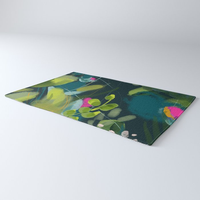 abstract jungle fever leaves in floral green Rug Gallery Image 3