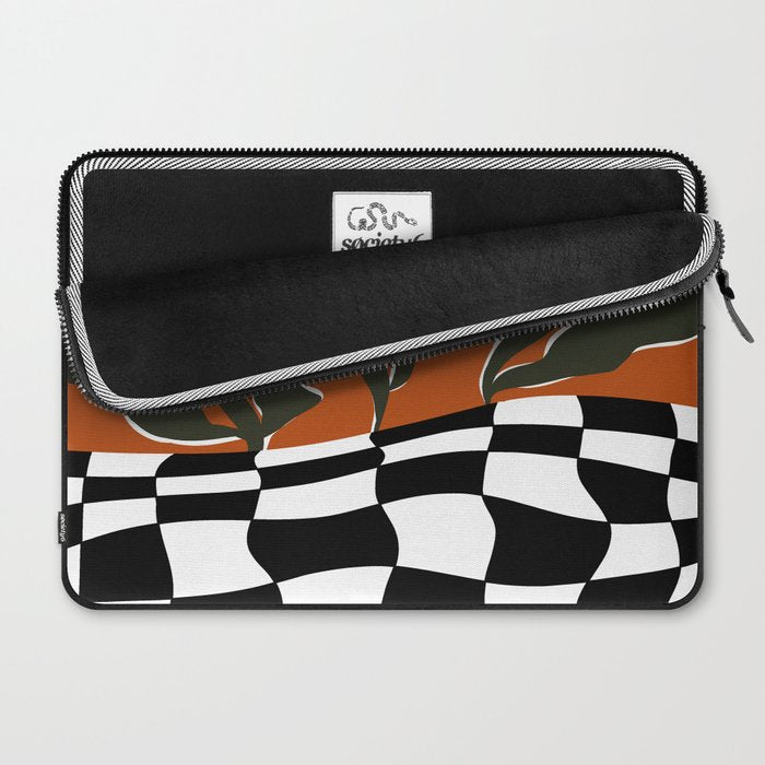 Vintage Poppy plaid Laptop Sleeve Gallery Image 2