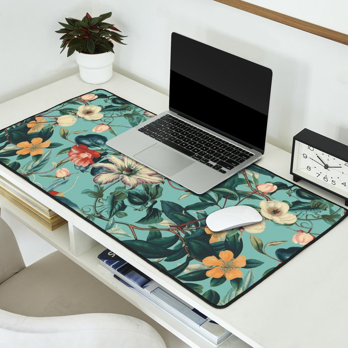 VINTAGE GARDEN V Desk Mat Gallery Image 2