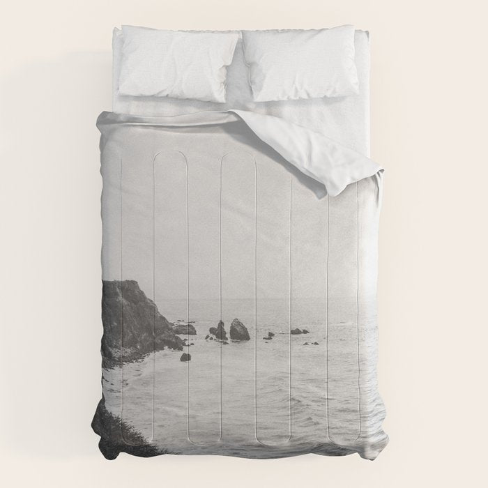 CALIFORNIA COAST XVI Comforter Gallery Image 1