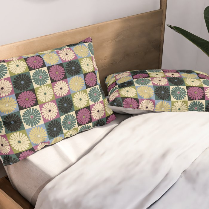 Retro Flowers Check Pattern I Pillow Sham Gallery Image 2