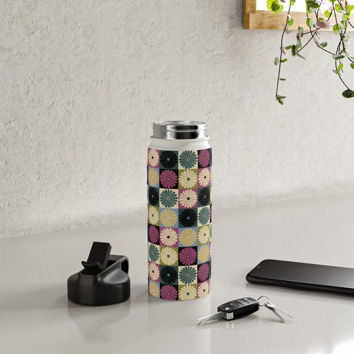 Retro Flowers Check Pattern I Water Bottle Gallery Image 4