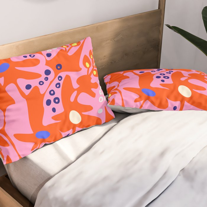 Pink home jungle: Organic shapes and flowers Pillow Sham Gallery Image 2