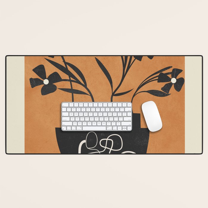 Bloom in Form 4 Desk Mat Gallery Image 1