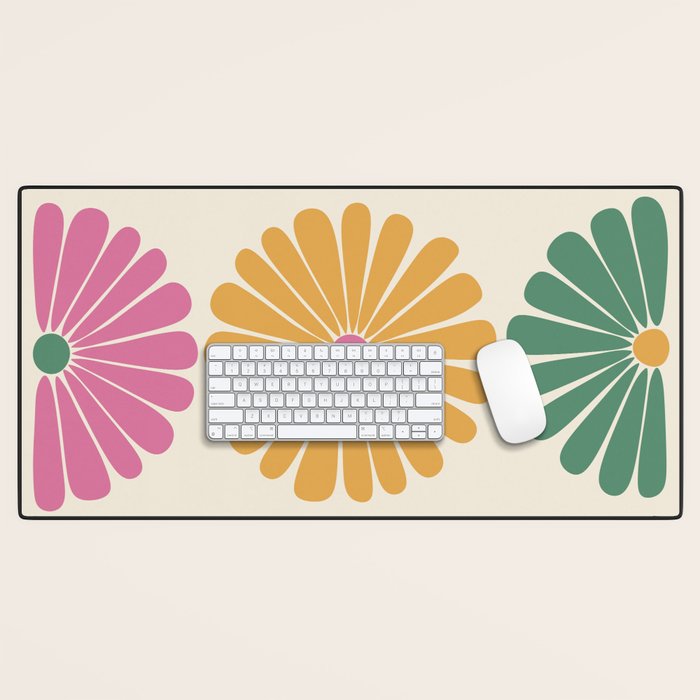 Retro Summer Daisies XI Desk Mat Gallery Image 1