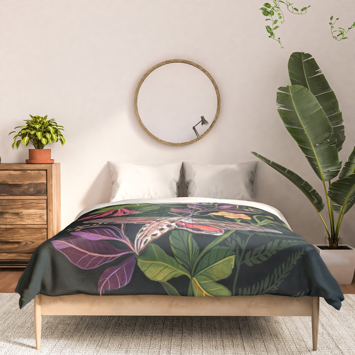 Hummingbird Moth Comforter Gallery Image 3