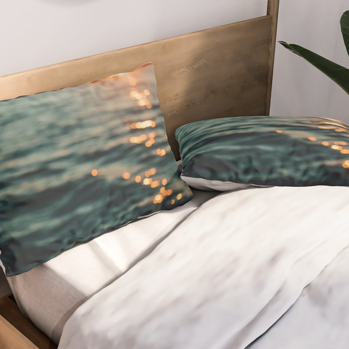 The Light In August Pillow Sham Gallery Image 2