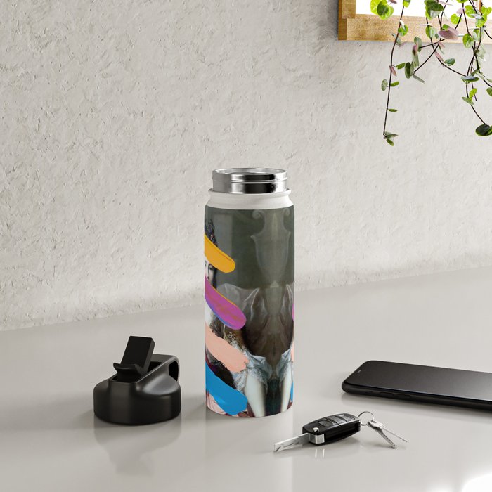 Composition 740 Water Bottle Gallery Image 4