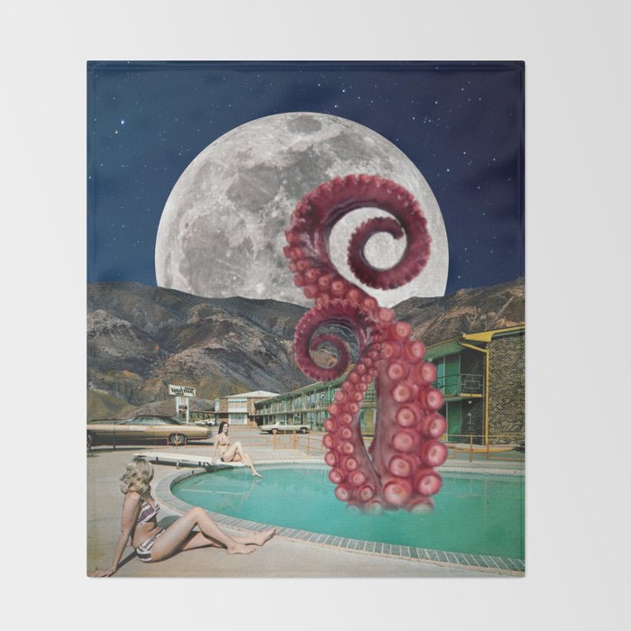 Octopus in the pool Throw Blanket Gallery Image 2