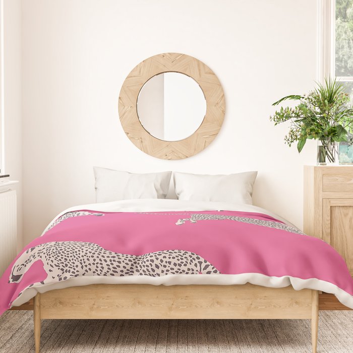Leaping Cheetahs  Magenta Duvet Cover Gallery Image 3