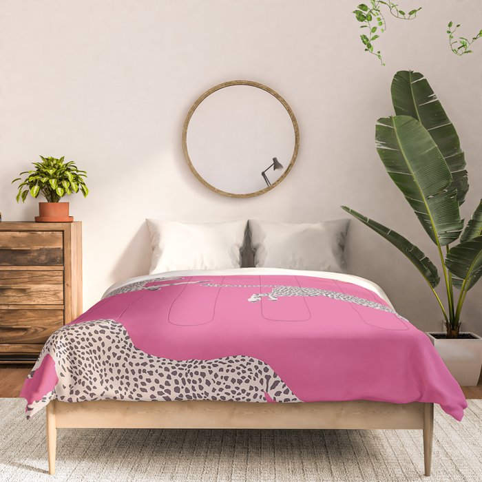 Leaping Cheetahs  Magenta Comforter Gallery Image 3