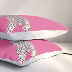 Leaping Cheetahs  Magenta Pillow Sham Gallery Image 3