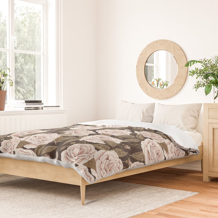 A Realm Of Roses - Dark Academia Pink Duvet Cover Gallery Image 2