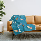 Queens  Throw Blanket Gallery Image 1