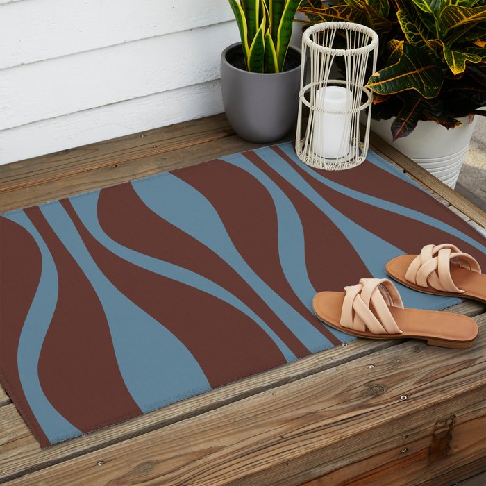 Mid-Century Modern Retro Lounge Striped Ogee Pattern Brown and Blue Outdoor Rug Gallery Image 2