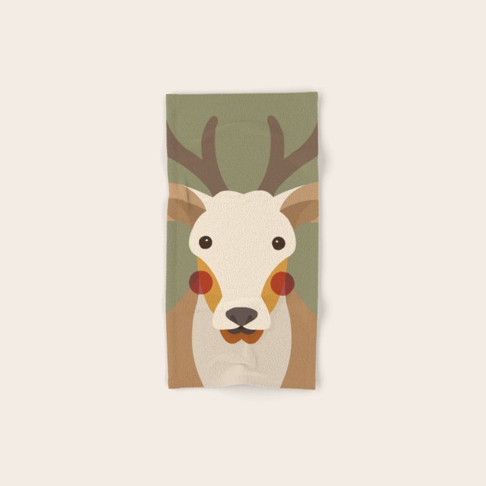 Red Deer Animal Portrait Bath Towel Gallery Image 1