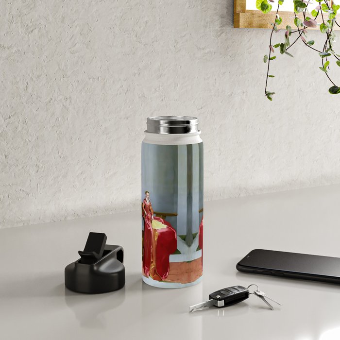 Isolated 8 Water Bottle Gallery Image 4