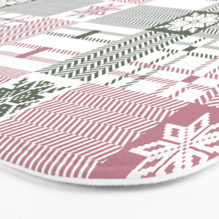 Holiday Nordic Warmth Bath Mat Gallery Image 3