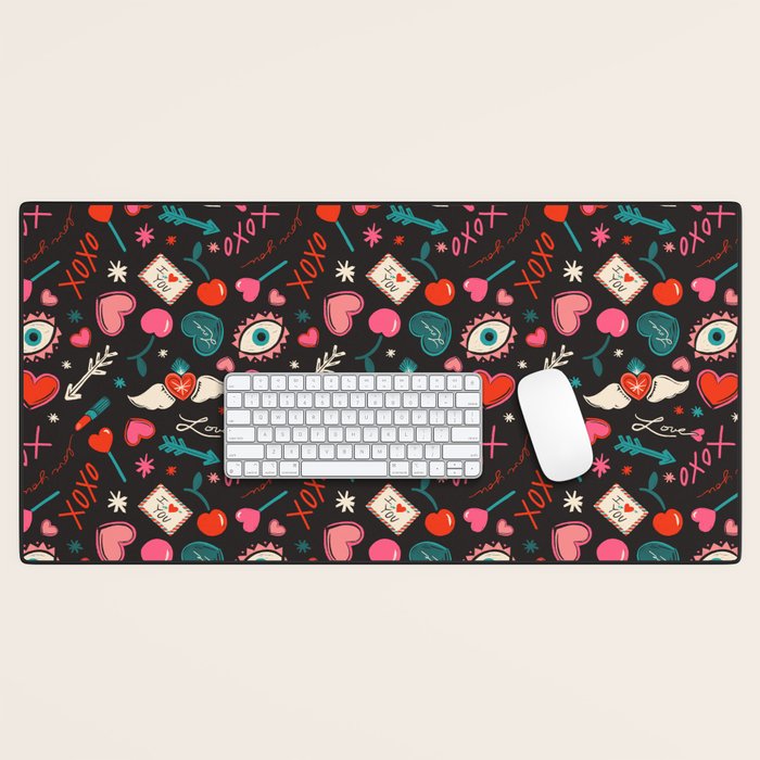 Love Pop Icons Desk Mat Gallery Image 1