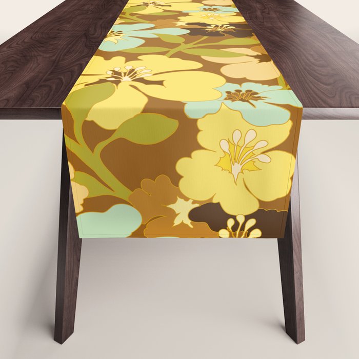 Retro Floral Pattern Table Runner Gallery Image 1