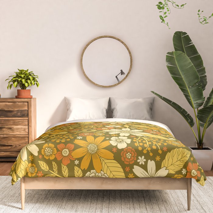 1970s Retro Flowers Pattern in Yellow, Orange & Olive Green Comforter Gallery Image 3