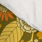 1970s Retro Flowers Pattern in Yellow, Orange & Olive Green Comforter Gallery Image 4