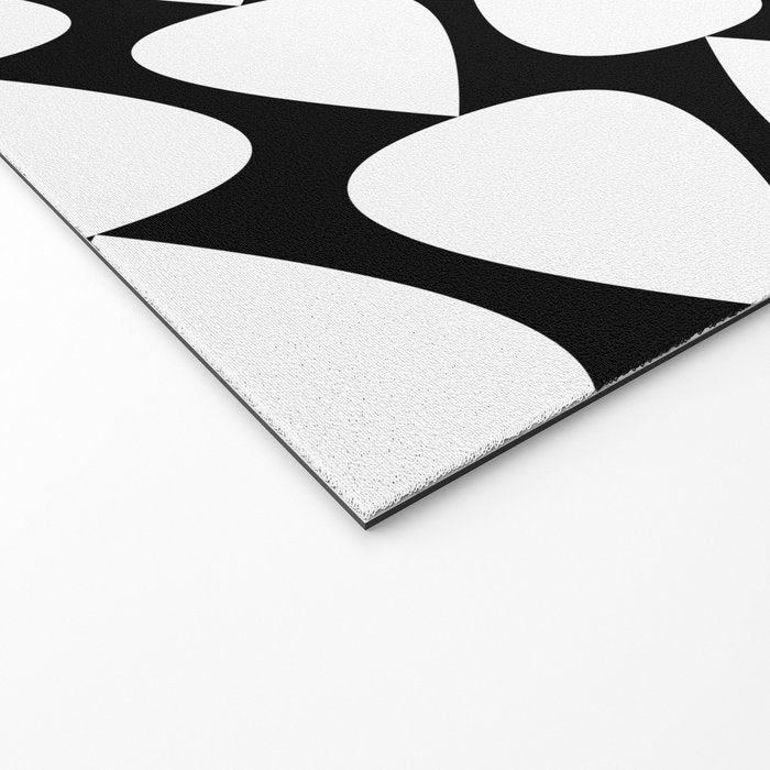 Plectrum Pattern in White and Black Welcome Mat Gallery Image 2