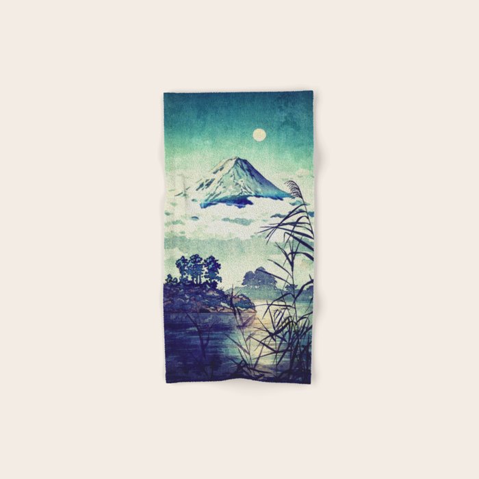 The Midnight Waking Bath Towel Gallery Image 1