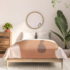 Minimal Female Figure Comforter Gallery Image 3