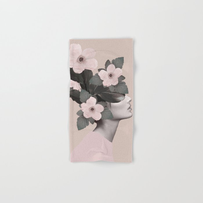 Bloom 12b Bath Towel Gallery Image 1