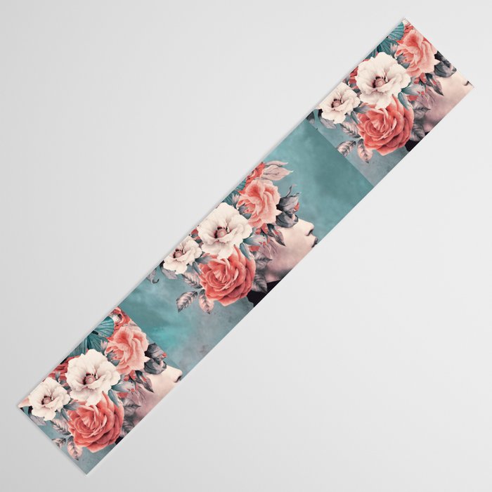 blooming 3 Table Runner Gallery Image 3