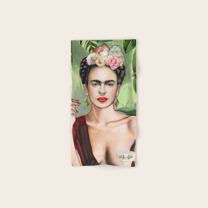 Frida con Amigos Bath Towel Gallery Image 1