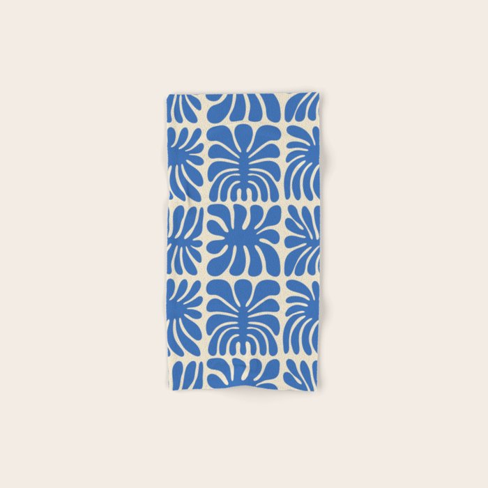 Abstract organic nature plant leaf pattern Bath Towel Gallery Image 1