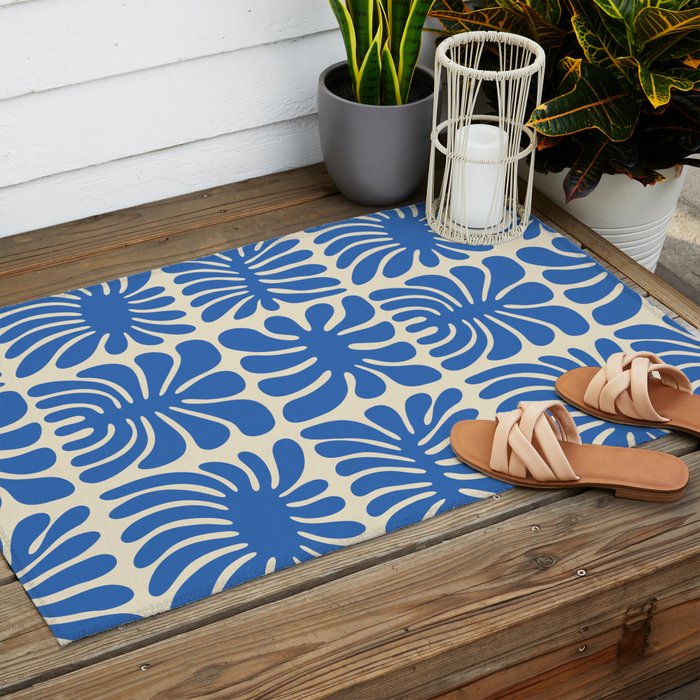 Abstract organic nature plant leaf pattern Outdoor Rug Gallery Image 2