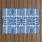 Abstract organic nature plant leaf pattern Outdoor Rug Gallery Image 1