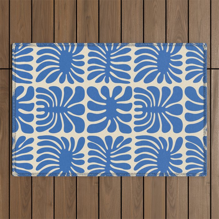 Abstract organic nature plant leaf pattern Outdoor Rug Gallery Image 1